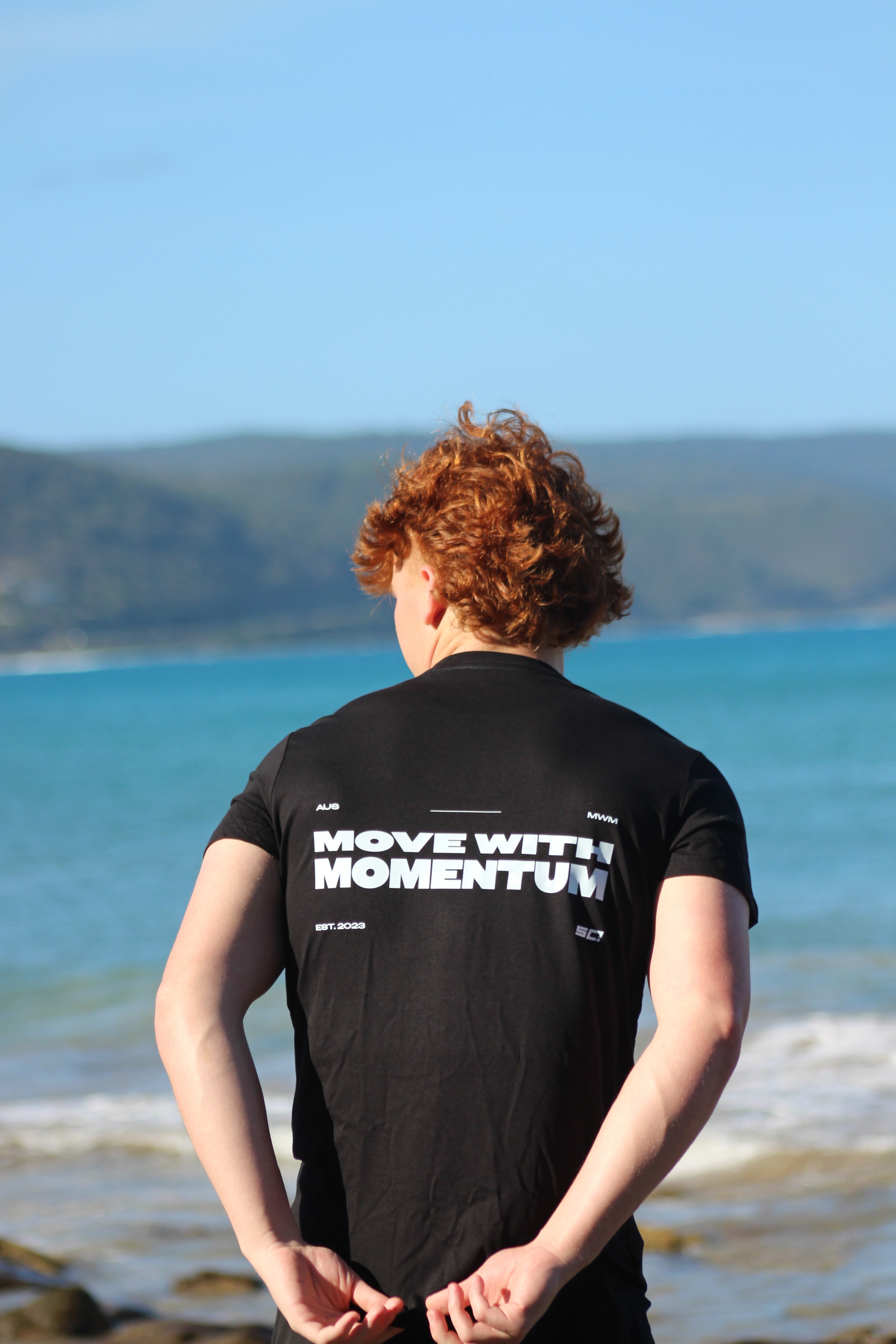 Move with Momentum - Birdies T-Shirt